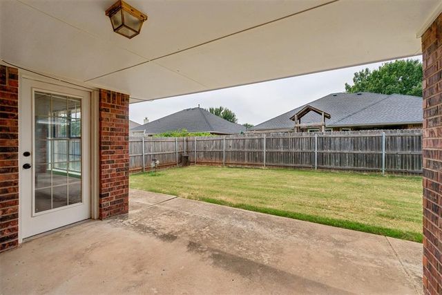 18113 Laurel Oak Drive, Edmond, OK 73012