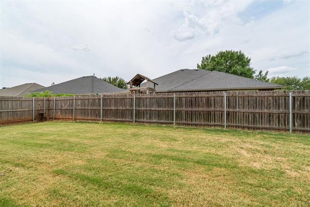 18113 Laurel Oak Drive, Edmond, OK 73012