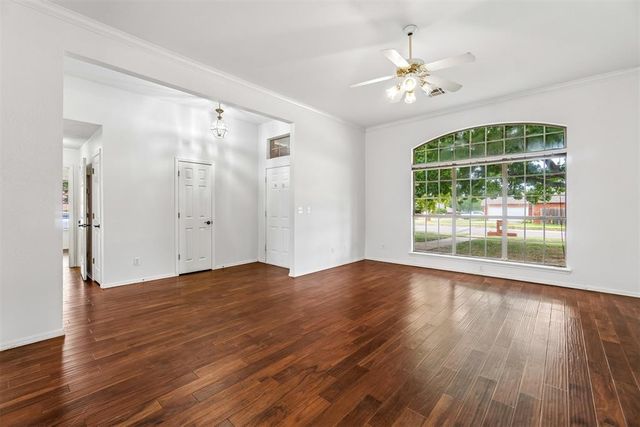 18113 Laurel Oak Drive, Edmond, OK 73012