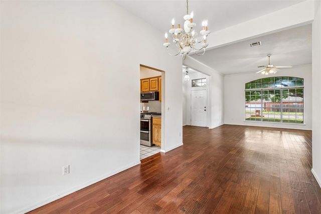 18113 Laurel Oak Drive, Edmond, OK 73012