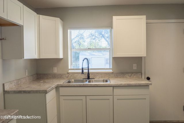 8120 RAMSGATE Road, Jacksonville, FL 32208