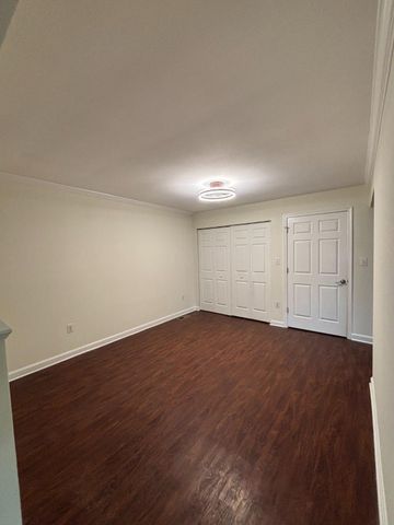 203 W BOWEN ST, Remington, VA 22734