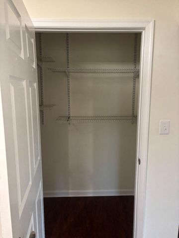 203 W BOWEN ST, Remington, VA 22734