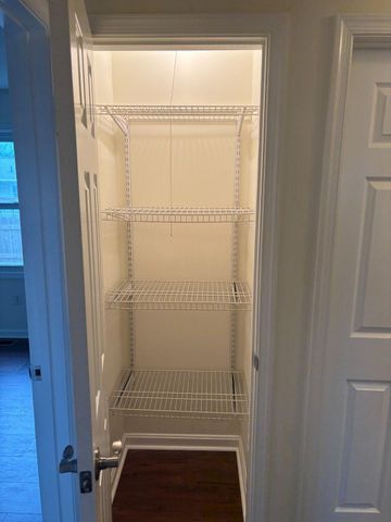 203 W BOWEN ST, Remington, VA 22734