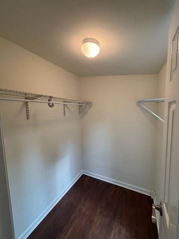 203 W BOWEN ST, Remington, VA 22734