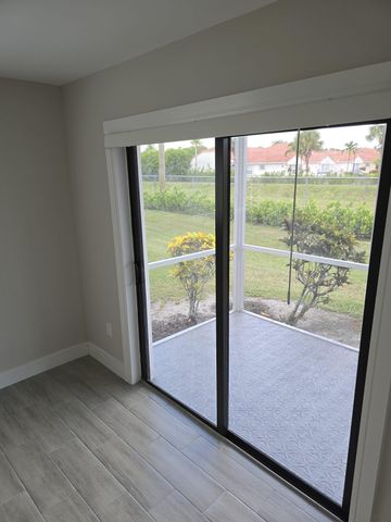 215 E NORMANDY E 215, Delray Beach, FL 33484