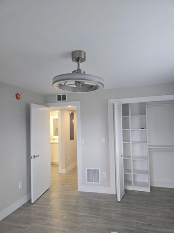 215 E NORMANDY E 215, Delray Beach, FL 33484