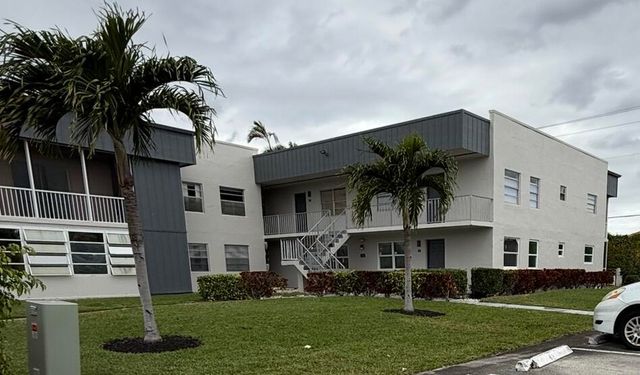 215 E NORMANDY E 215, Delray Beach, FL 33484