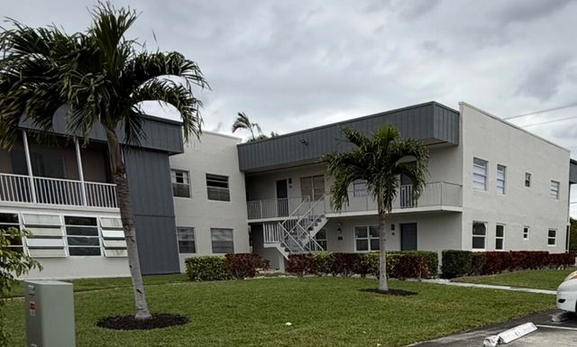 215 E NORMANDY E 215, Delray Beach, FL 33484
