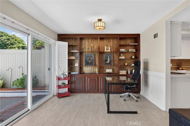 5041 E Almond Avenue East 5, Orange, CA 92869
