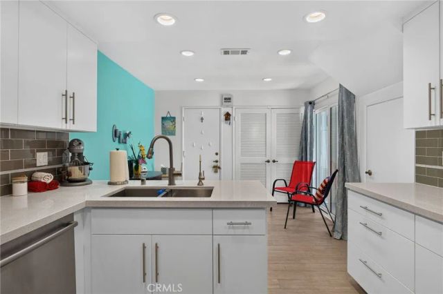 5041 E Almond Avenue East 5, Orange, CA 92869