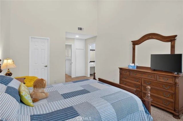 5041 E Almond Avenue East 5, Orange, CA 92869