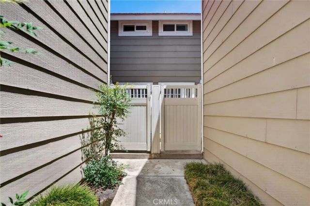 5041 E Almond Avenue East 5, Orange, CA 92869