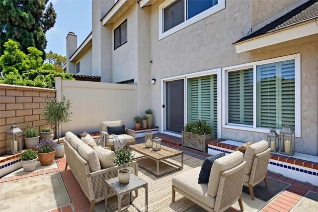5041 E Almond Avenue East 5, Orange, CA 92869