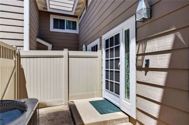 5041 E Almond Avenue East 5, Orange, CA 92869
