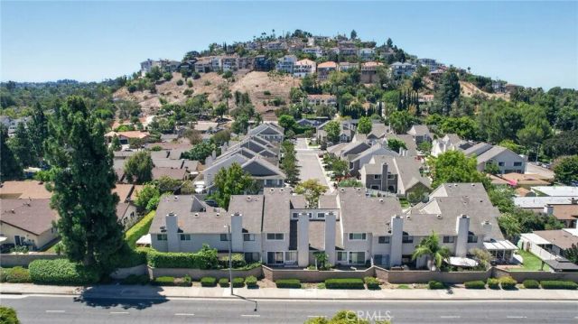 5041 E Almond Avenue East 5, Orange, CA 92869