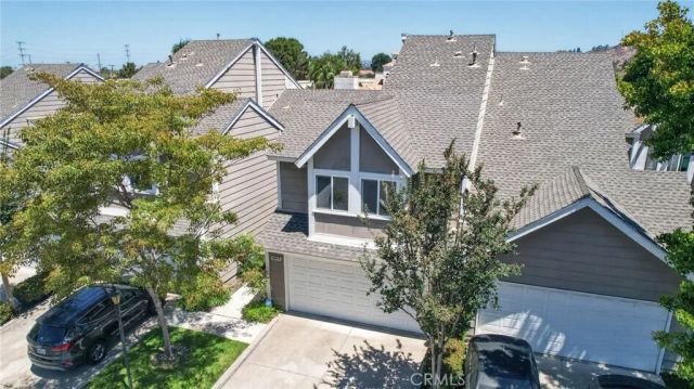 5041 E Almond Avenue East 5, Orange, CA 92869