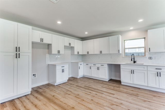 1104 E Mulkey Street, Fort Worth, TX 76104