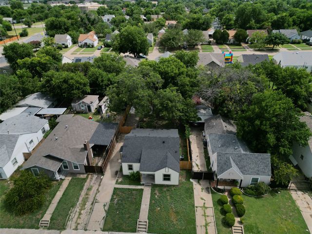1104 E Mulkey Street, Fort Worth, TX 76104