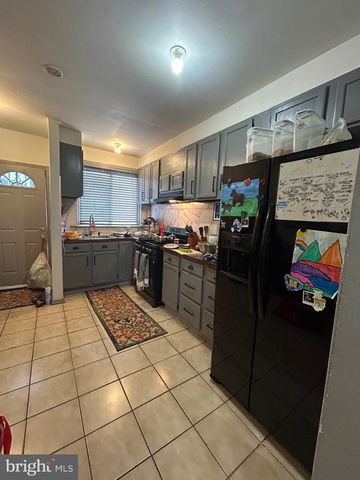 5035 F ST, Philadelphia, PA 19124