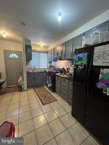 5035 F ST, Philadelphia, PA 19124