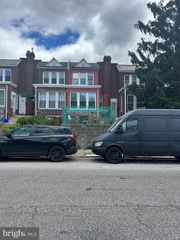 5035 F ST, Philadelphia, PA 19124