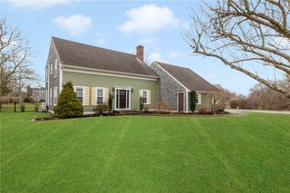 53 River Run Road, Middletown, RI 02842