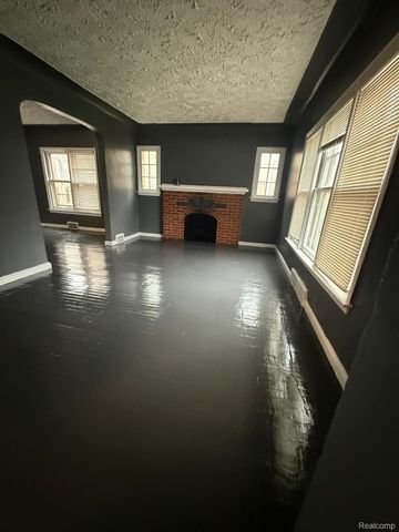 15319 Sussex Street, Detroit, MI 48227