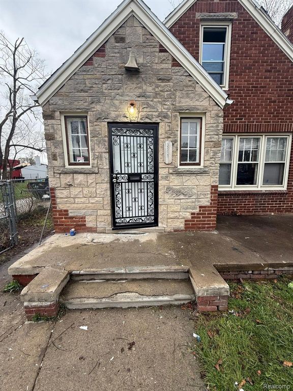 15319 Sussex Street, Detroit, MI 48227