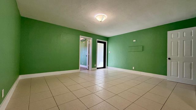 4729 Myrtle Lane, West Palm Beach, FL 33417