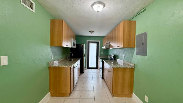 4729 Myrtle Lane, West Palm Beach, FL 33417