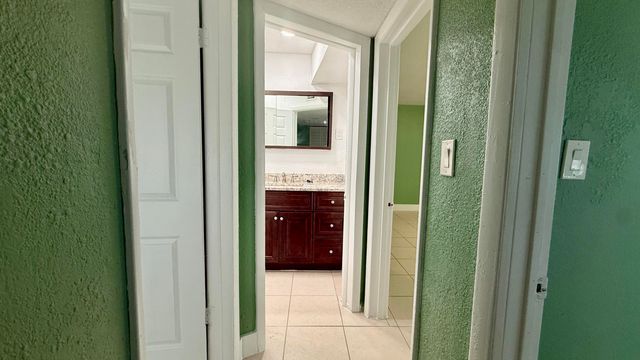 4729 Myrtle Lane, West Palm Beach, FL 33417