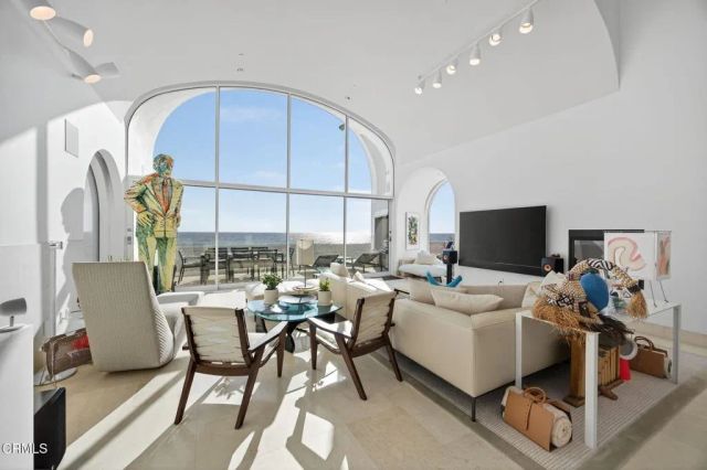 1211 Capri Way, Oxnard, CA 93035