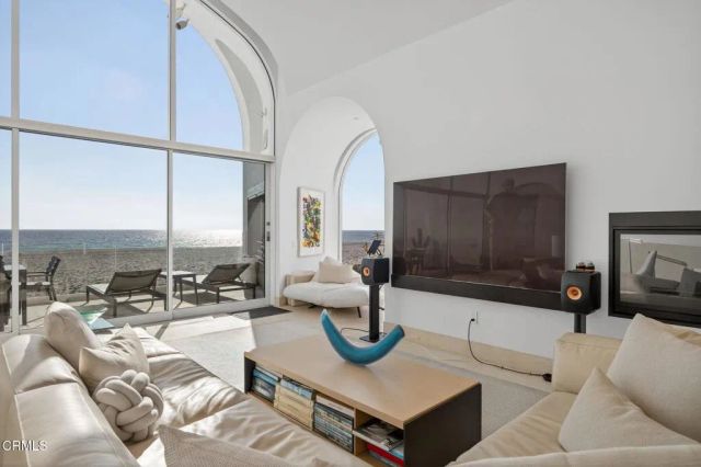 1211 Capri Way, Oxnard, CA 93035