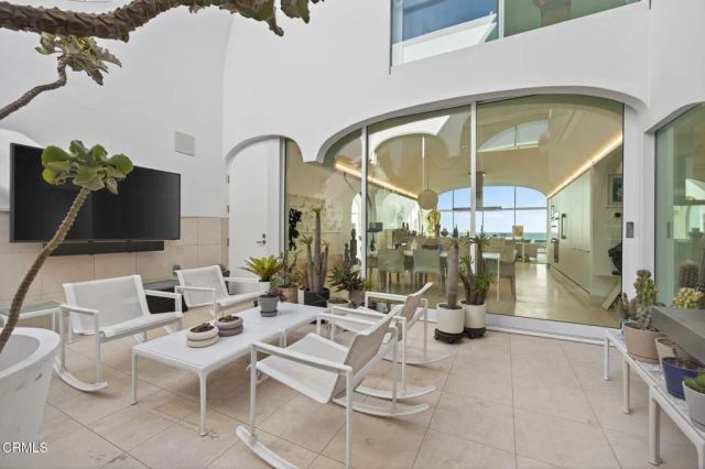 1211 Capri Way, Oxnard, CA 93035