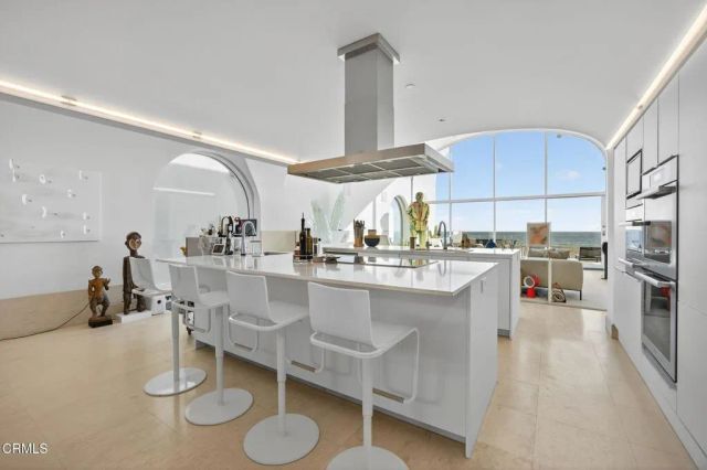 1211 Capri Way, Oxnard, CA 93035