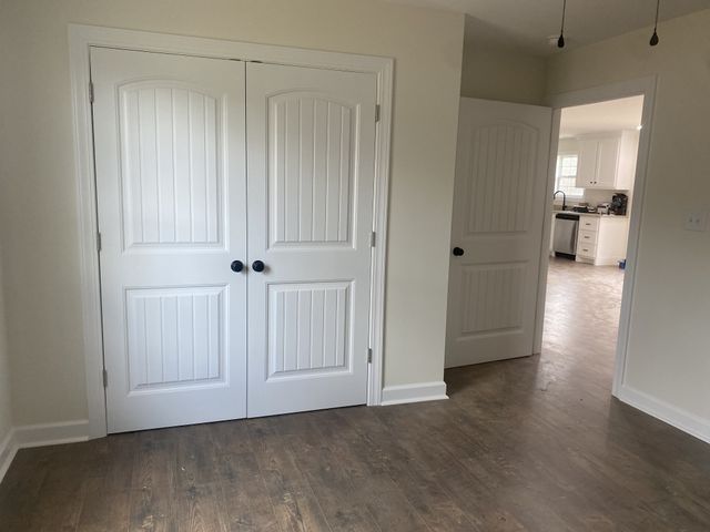 81 Lighthouse Dr, Summertown, TN 38483