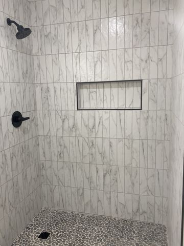 81 Lighthouse Dr, Summertown, TN 38483