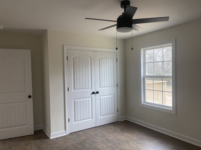 81 Lighthouse Dr, Summertown, TN 38483