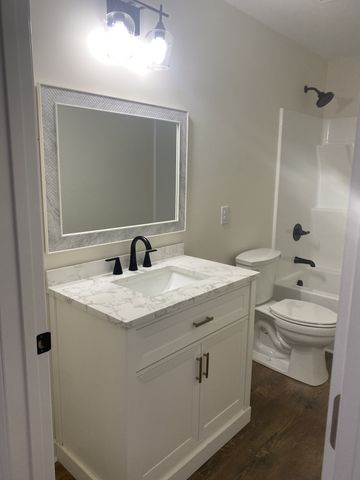 81 Lighthouse Dr, Summertown, TN 38483