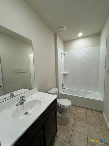 6113 Harriet Tubman Avenue, Killeen, TX 76543