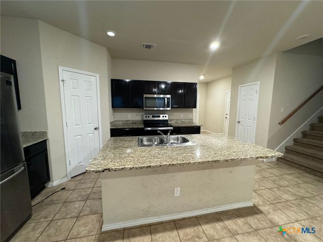 6113 Harriet Tubman Avenue, Killeen, TX 76543