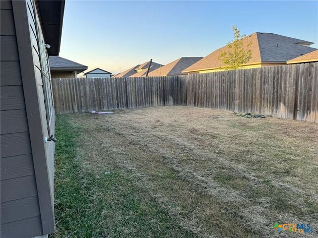 6113 Harriet Tubman Avenue, Killeen, TX 76543