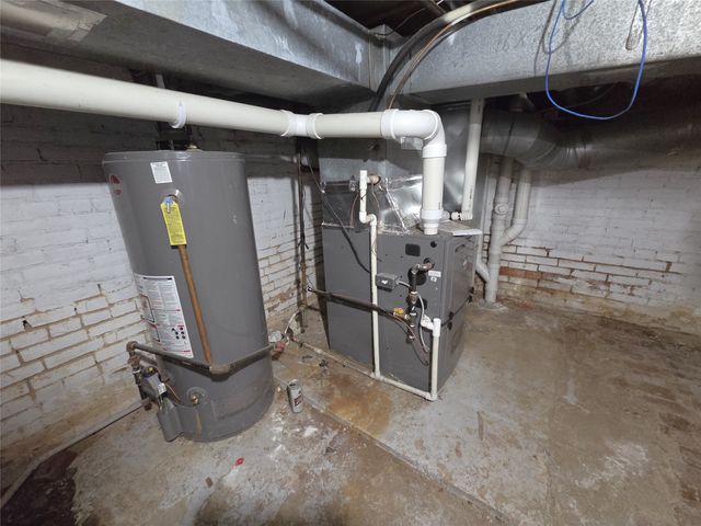 510 S Jefferson Way, Indianola, IA 50125