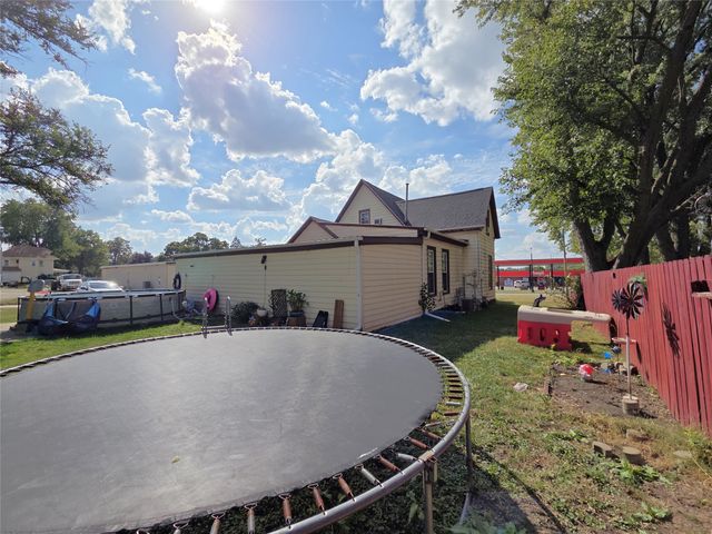 510 S Jefferson Way, Indianola, IA 50125