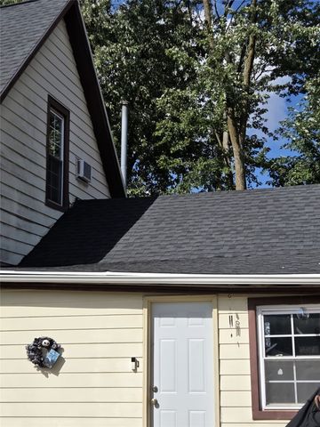 510 S Jefferson Way, Indianola, IA 50125