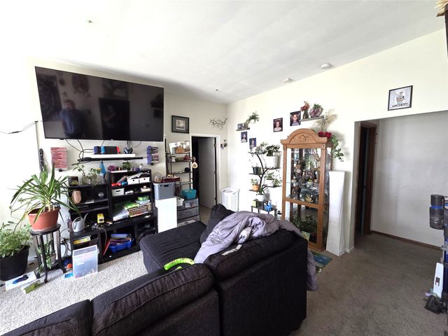 510 S Jefferson Way, Indianola, IA 50125