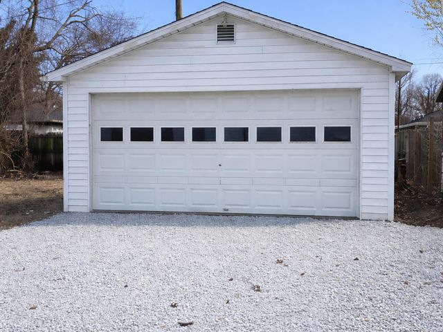 2059 E Gum Street, Evansville, IN 47714