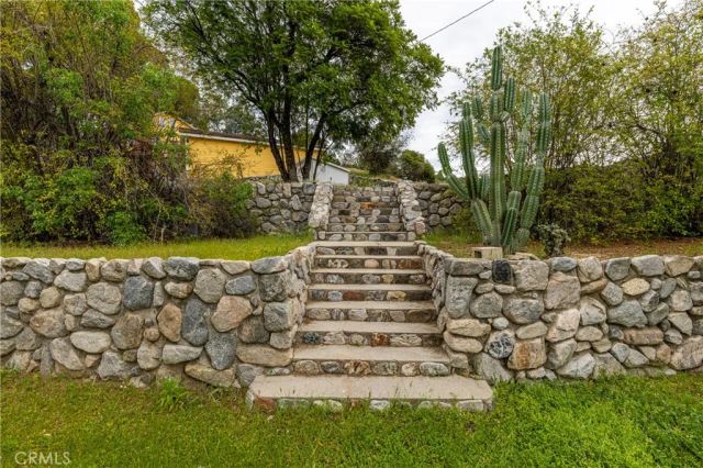 7444 Tranquil Drive, Tujunga, CA 91042