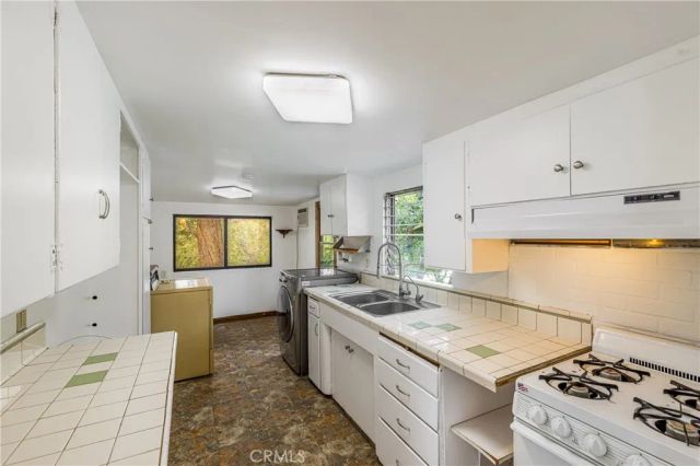 7444 Tranquil Drive, Tujunga, CA 91042